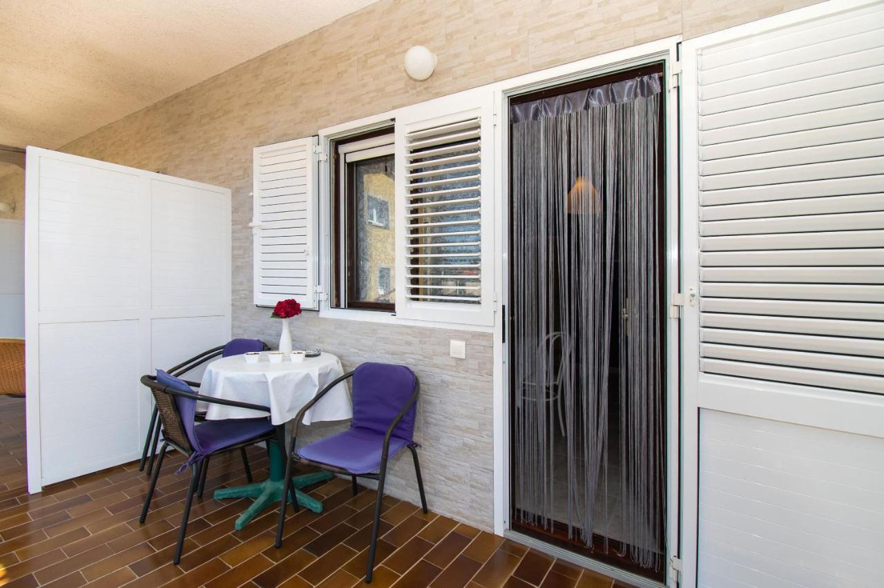 Apartment Dijana Pakostane
