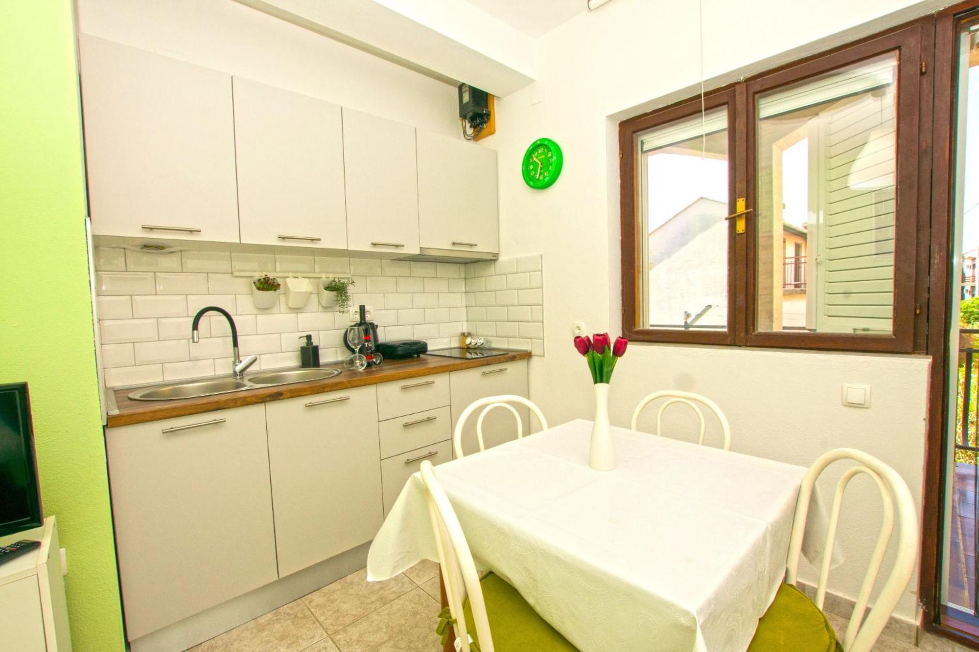 Dijana Apartment *
